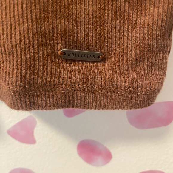 Hollister Women's Baby Tee Button Front Cropped Ribbed Long Sleeve Size Large - Picture 3 of 5